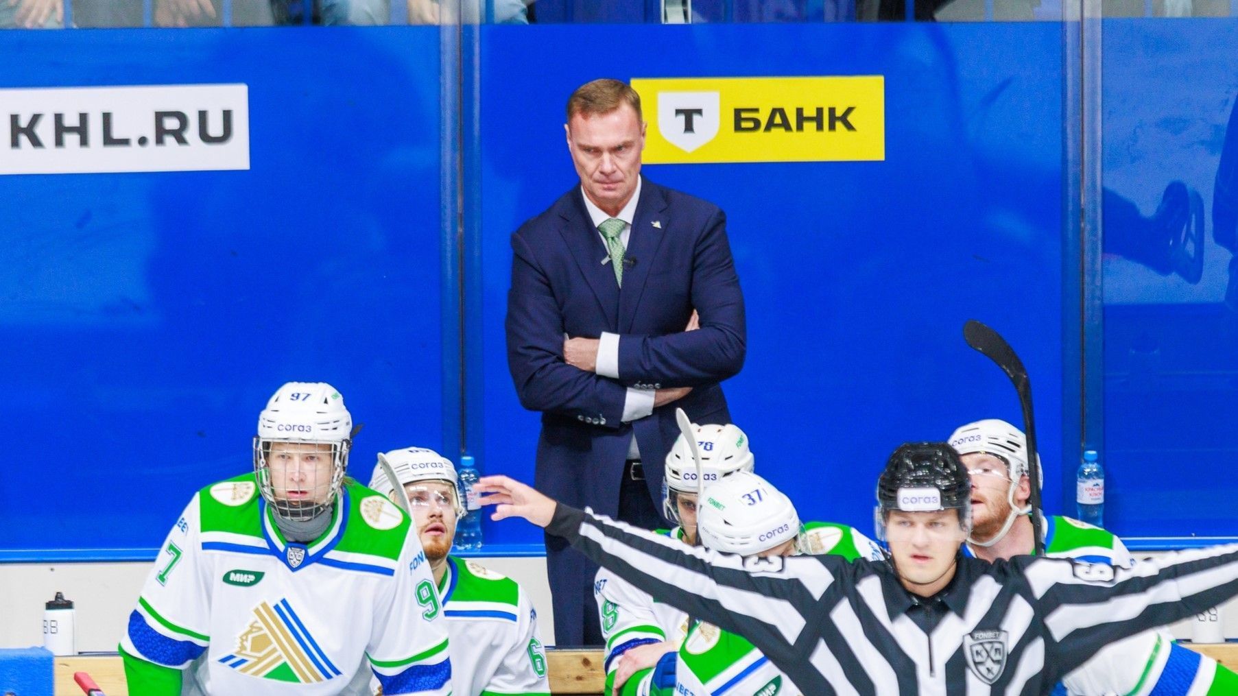 Виктор Козлов: «Немного начали пассивно играть, чем вернули соперника в игру»