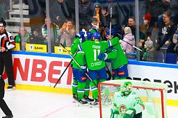 «Салават Юлаев» дома победил «Ак Барс» в «Зелёном дерби»