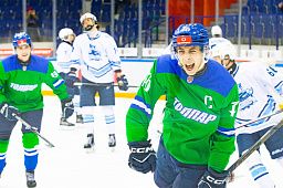 «Толпар» обыграл «Сибирских Снайперов»