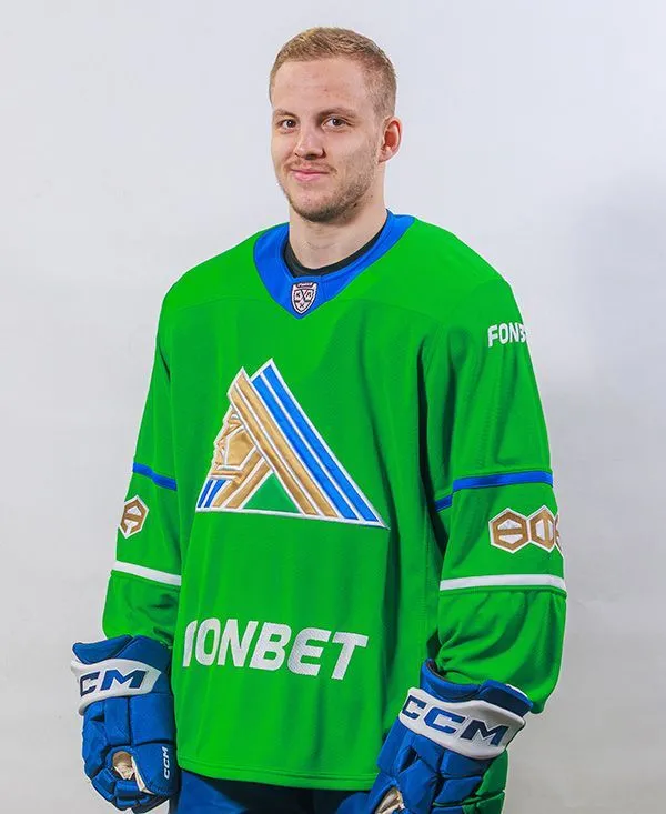 Сергей Варлов