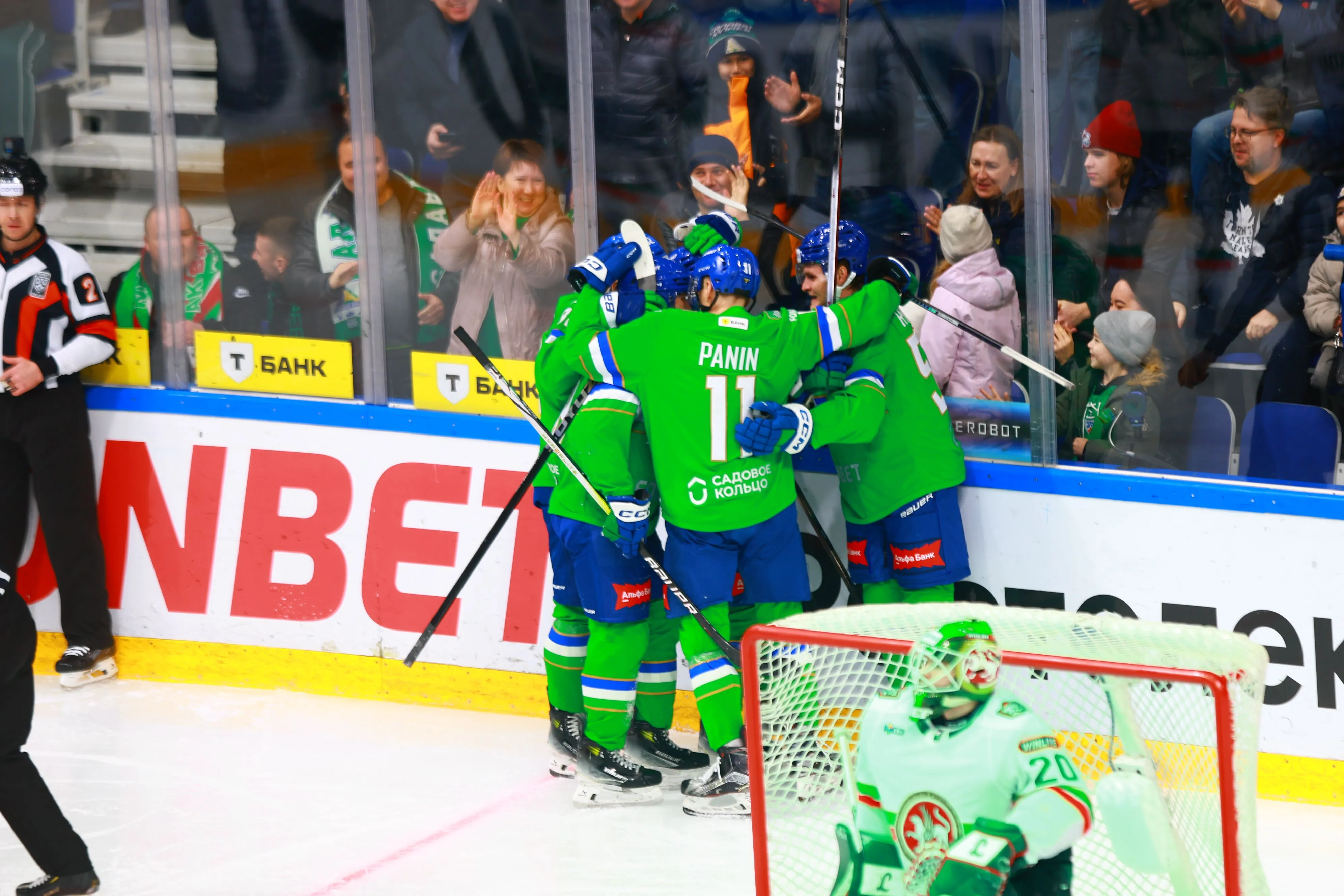 «Салават Юлаев» дома победил «Ак Барс» в «Зелёном дерби»