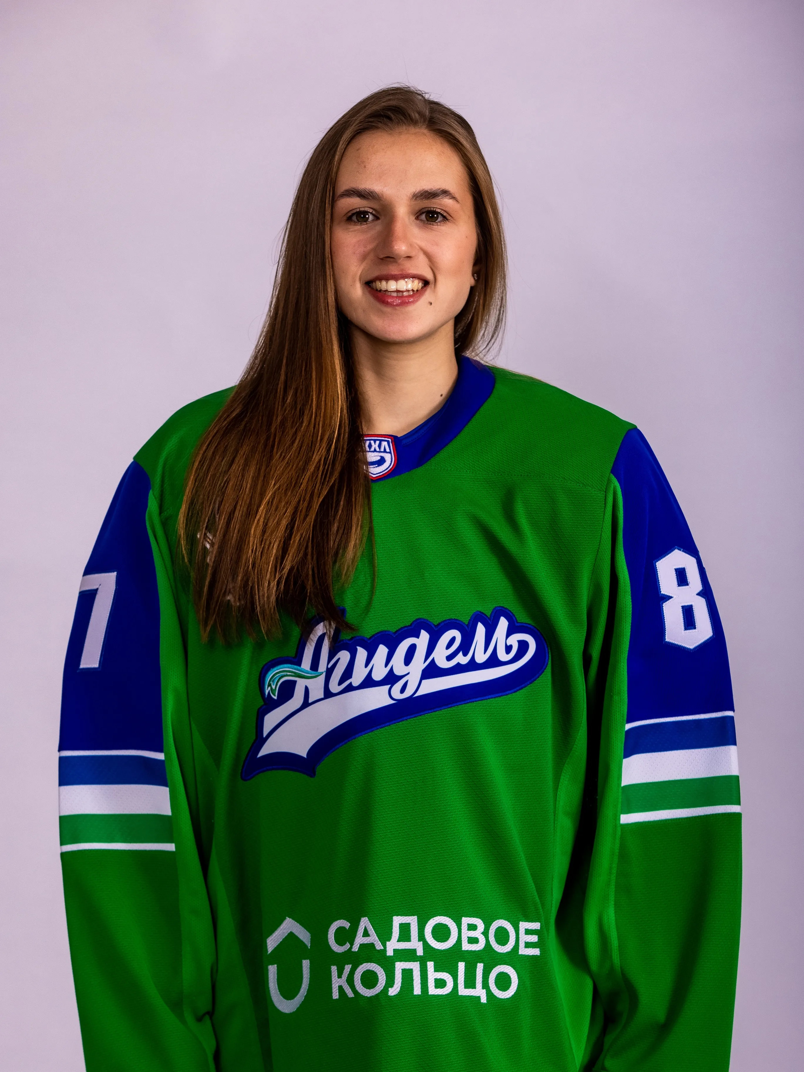 Полина Лучникова